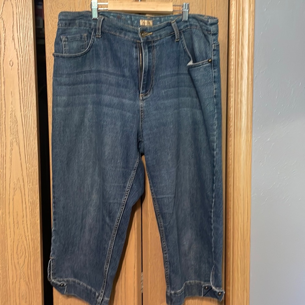 Denim capris. Northcrest size 16W